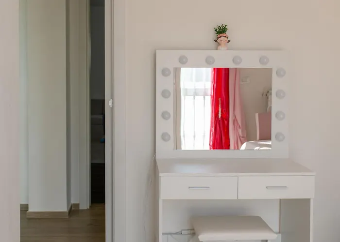 Morella Pool&sea - Moderno Bari