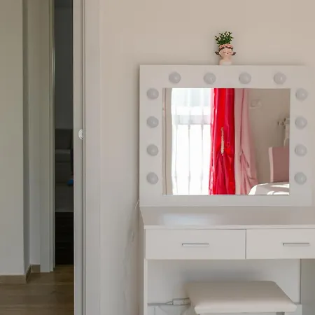 Morella Pool & Sea - Moderno バーリ